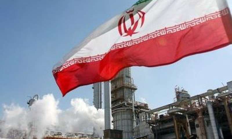 ایران توان تولید 5 میلیون بشکه نفت دارد
