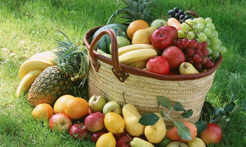 علت افزایش قیمت میوه سرمازدگی است